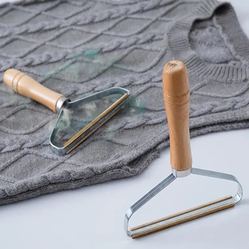 Natural Lint & Hair Remover Tool